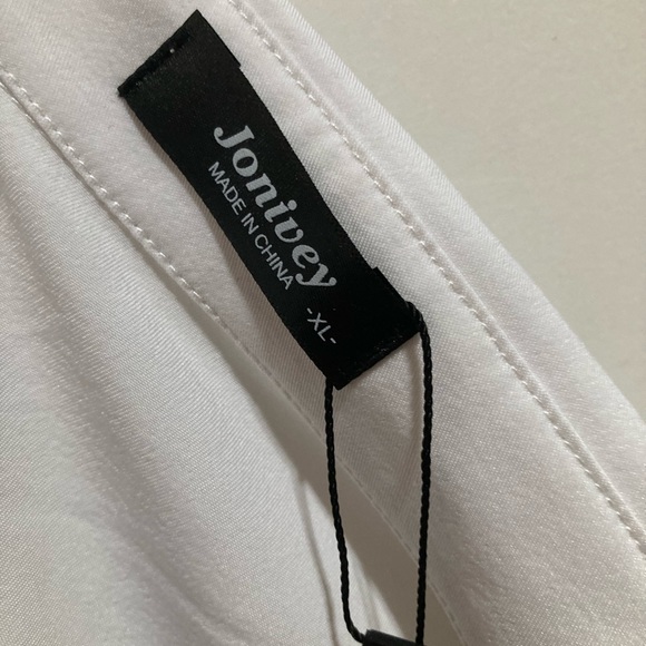 Women's Long Sleeve White Button Down - for work, dress up, formal / casual - Picture 10 of 16